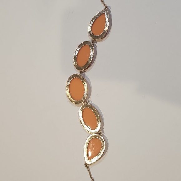 NWT Vintage Cookie Lee Women's Sorbet Peach  Goldtone Jeweled Statement Necklace - Picture 10 of 11